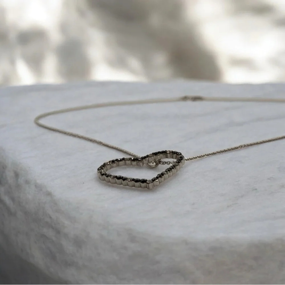 18k White Gold Diamond Heart Pendant Necklace, Milan Italy 750 Gold, 18” Chain - Picture 8 of 14